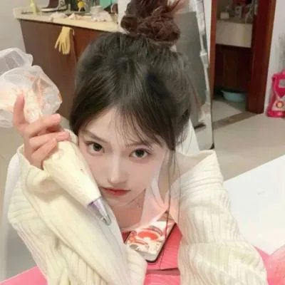 少年与水球
